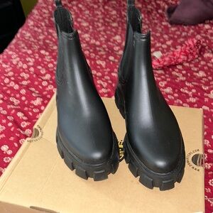 Women’s Jeffrey Campbell rain boots